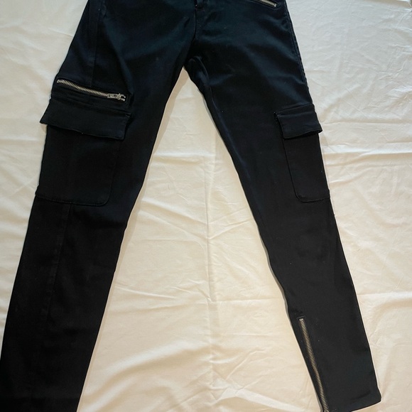 Guess low-rise black jeans - Picture 3 of 3